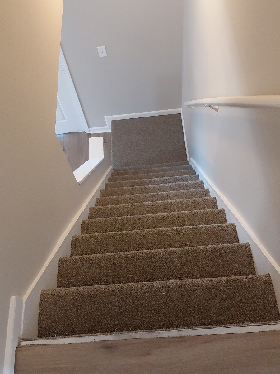 Carpet flooring work