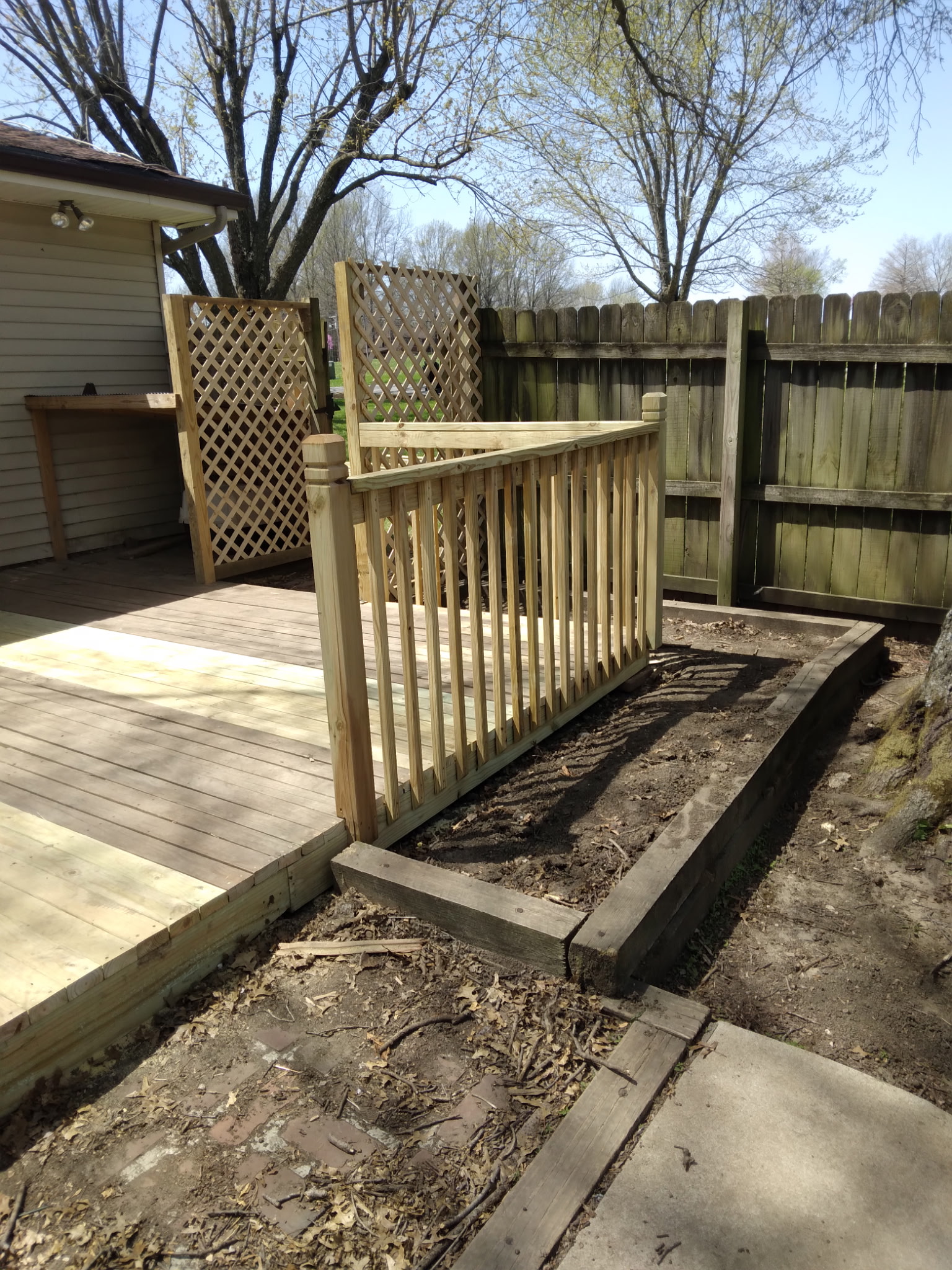 Deck gate and lattice privacy screen